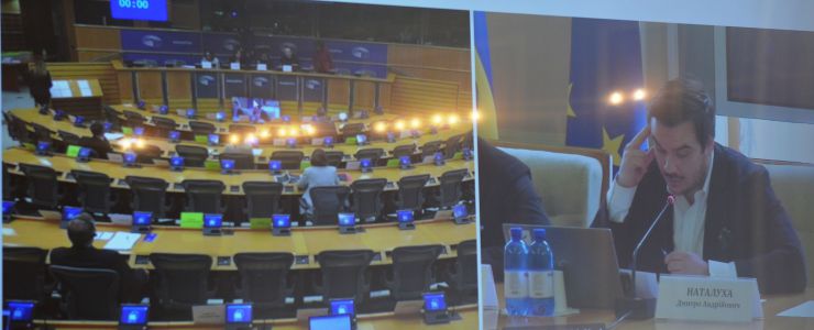 В рамках сприяння розвитку співпраці між комітетами Верховної Ради України та Європейського Парламенту відбулося перше установче спільне засідання Комітету Верховної Ради України з питань економічного розвитку з Комітетом з правових питань Європейського П