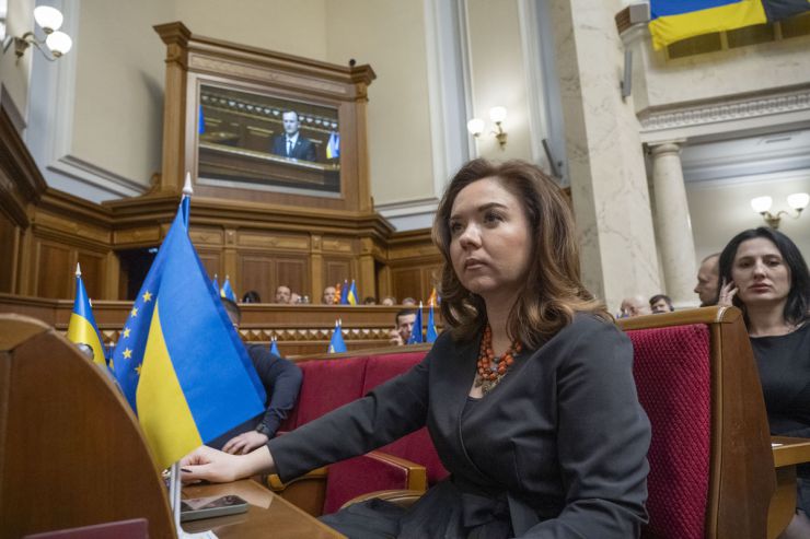 Пленарне засідання Верховної Ради України 24 лютого. Сьогодні у Верховній Раді України були присутні представники 30 країн, міжнародних, зокрема, парламентських організацій. З трибуни Верховної Ради України виступили Голова Собранія Республіки Північна Македонія Йован Мітреський та Прем'єр-міністр Королівства Бельгія Александер де Кроо.