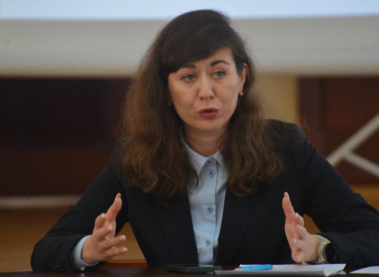 До Дня народження Великого Кобзаря Освітній Центр Верховної Ради України провів для курсантів Військового інституту Київського національного університету ім. Т.Шевченка спеціальний парламентський онлайн-урок. У рамках заходу відбулася зустріч з народною депутаткою України Юлією Овчинниковою. А також спеціальна лекція про життя та творчість Кобзаря від директорки Музею історичного центру міста Києва Наталії Клименко, яка раніше очолювала музей Тараса Шевченка. Он-лайн урок відбувся за модерації керівниці Освітнього центру Верховної Ради України Олени Костинюк.