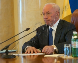 Прем'єр-міністр України Микола Азаров у середу відкрив чергове засідання Кабінету Міністрів України. У вступному слові глава уряду звернув увагу на проблему лісових пожеж, які часто спалахували цього літа в Україні