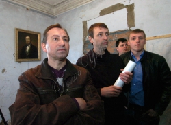 Заступник Голови Верховної Ради Микола Томенко і народний депутат Валерій Дубіль узяли участь в акції «Микола Костомаров повертається на Чернігівщину».