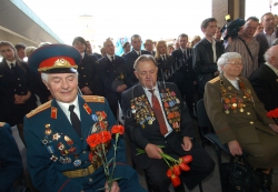 З нагоди 65-ї річниці Великої Перемоги на Центральному залізничному вокзалі Київ-Пасажирський Південно-Західної залізниці відбулися врочистості.