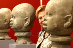 В Українському домі відкрито художню виставку «Великий скульптурний салон 2009».