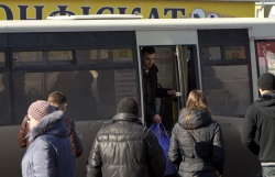 Київ. Маршрутки біля ст. метро Академгородок.