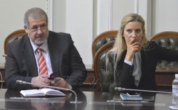У Парламенті за участі представників різних фракцій відбулось засідання неформальної депутатської групи «Мінська платформа».