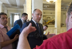 Робоча нарада за участю Голови Верховної Ради України Андрія Парубія у Верховній Раді з приводу урочистостей до Дня Прапора (відкриття виставки у ВР). 