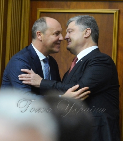 Петро Порошенко виступив у Верховній Раді України зі щорічним посланням.