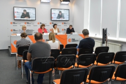 У прес-центрі РІА 