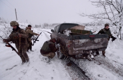Нашому кореспонденту першому з журналістів довелось побувати у звільнених селах на Світлодарській дузі – Травневому та Гладосовому. 