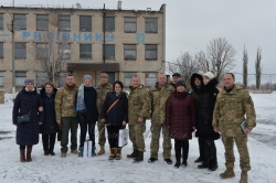 Поїздка в зону АТО разом з першим заступником Голови ВРУ Іриною Геращенко.