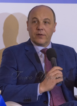 Голова Верховної Ради України Андрій Парубій взяв участь у публічному обговоренні на тему: «Створення парламентської служби як складова реформи Верховної Ради України».