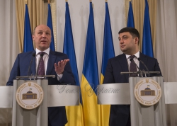 Голова Верховної Ради України Андрій Парубій і Прем’єр-міністр України Володимир Гройсман презентували дорожню карту пріоритетних законопроектів у сфері євроінтеграції України.