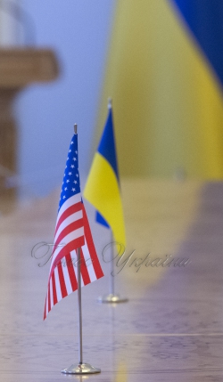 Зустріч Голови Верховної Ради України Андрія Парубія з Директором Євразійського центру ім. Діну Патрісіу Атлантичної ради Джоном Хербстом.