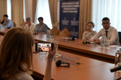 У стінах парламенту відбувся семінар «Етичні стандарти посадових та обраних осіб: США та країни Європи» 