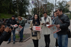Акція НСЖУ біля Кабміну проти ускладнень роботи з боку Укрпошти