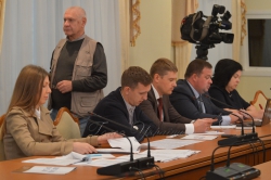 Круглий стіл на тему: 