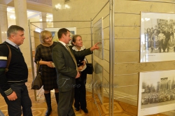 У ВР України відкрилась фотовиставка, присвячена 100-річчю Укрінформу