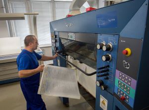 Демонстрація процесу друкування виборчих бюлетенів для голосування