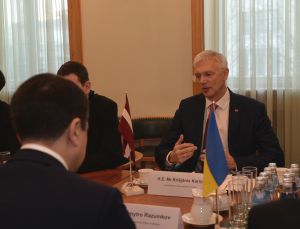 Офіційний візит Голови Верховної Ради України Дмитра Разумкова в Латвію. Дмитро Разумков зустрівся з Кріш'янісом Каріньшем, Прем’єр-міністром Латвії