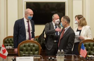 Голова Верховної Ради України Дмитро Разумков зустрівся з послами країн «Великої сімки». 