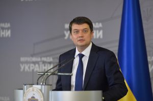 Брифінг Голови Верховної Ради України Дмитра Разумкова