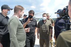 Робоча поїздка  Голови Верховної Ради України Дмитра РАЗУМКОВА 
до Донецької і Луганської областей

м. Сєвєродонецьк Луганської області. 59-й військовий мобільний госпіталь 
