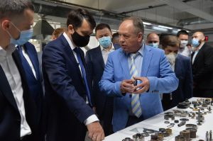 Робоча поїздка Голови Верховної Ради України Дмитра РАЗУМКОВА до Харківської області. Акціонерне товариство «ФЕД» 
