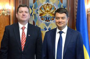 Зустріч Голови Верховної Ради України Дмитра Разумкова з послом Республіки Латвія в Україні Юрісом Пойкансом