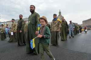 У Києві з нагоди Дня Незалежності України пройшов Марш захисників України.