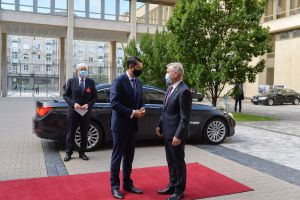 Офіційний візит Голови Верховної Ради України Дмитра Разумкова
до Литовської Республіки.
Зустріч Голови Верховної Ради України Дмитра Разумкова зі Спікером Сейму Литовської Республіки Вікторасом Пранцкєтісом. 
