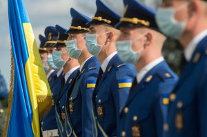 Урочисті заходи з нагоди Дня захисника України на площі Конституції перед будівлею Верховної Ради України