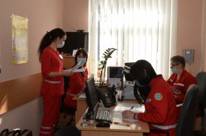 Робоча поїздка  Голови Верховної Ради України Дмитра РАЗУМКОВА 
до Вінницької області.

Ознайомлення із роботою медичного центру.
