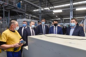 Робоча поїздка  Голови Верховної Ради України Дмитра РАЗУМКОВА до Вінницької області. Ознайомлення з діяльністю підприємства  «ГРІН КУЛ» UBC Group.
