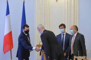 Голова Верховної Ради України Дмитро Разумков зустрівся з делегацією Національних Зборів Французької Республіки.