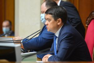 Пленарне засідання Верховної Ради України 16 липня.
Завершилася п'ята сесія Верховної Ради 9-го скликання.
