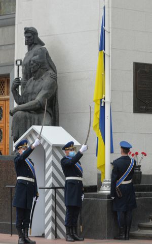 Урочиста церемонія вручення сертифікатів на призначення стипендій Верховної Ради України курсантам і слухачам вищих військових навчальних закладів та військових навчальних підрозділів закладів вищої освіти