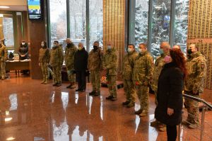 Перший заступник Голови Верховної Ради України Олександр Корнієнко  та народні депутати вшанували пам’ять загиблих за свободу України воїнів в День ЗСУ в Меморіальному комплексі в Міністерстві оборони