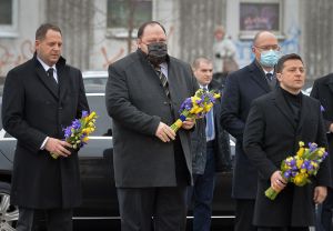 Руслан Стефанчук вшанував пам’ять Президента УНР Михайла Грушевського з нагоди Дня Соборності України